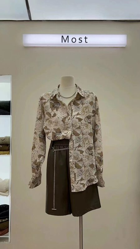 Autumn is new! [MOST] Retro flower loose temperament shirt (only selling shirts) 97523# ZJY