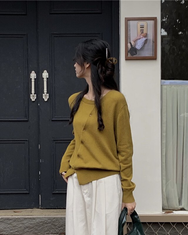 New in autumn! [Rina] Korean V-neck all-match knitted sweater (content 50% wool) 3232X144# ZXX