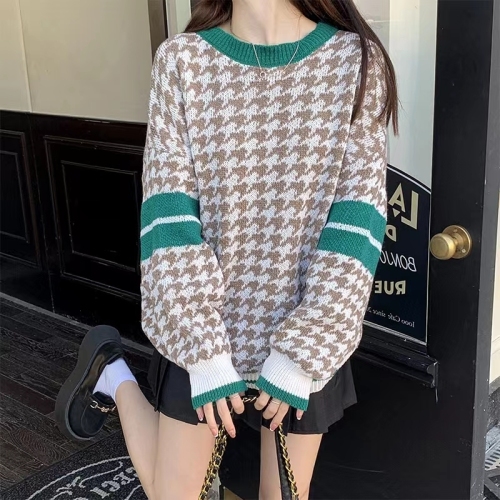 Spring and autumn new large plate round neck contrast color matching pullover long-sleeved woolen sweater women's