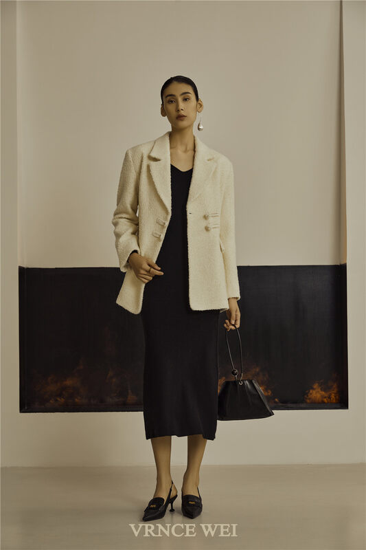 Autumn is new! [VRNCE] big-name simple buckle design temperament wool coat (100% wool) 5393# XYJ