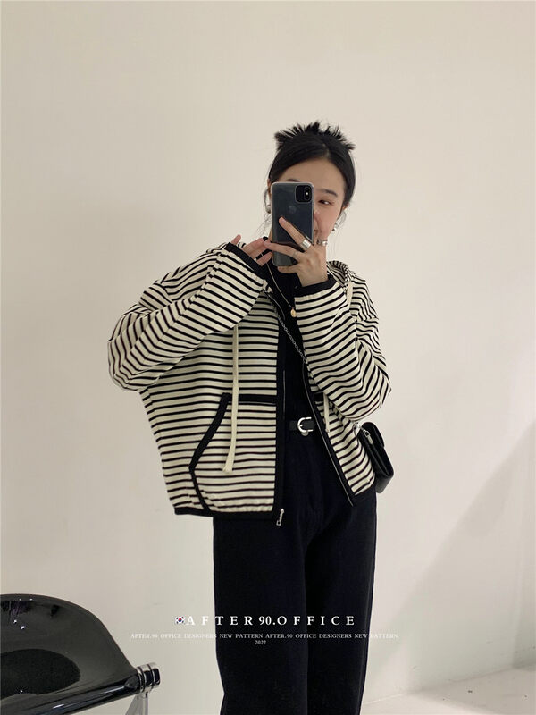 New in autumn!【AFTER.90】Striped Comfortable Zipper Short Jacket 3331# L