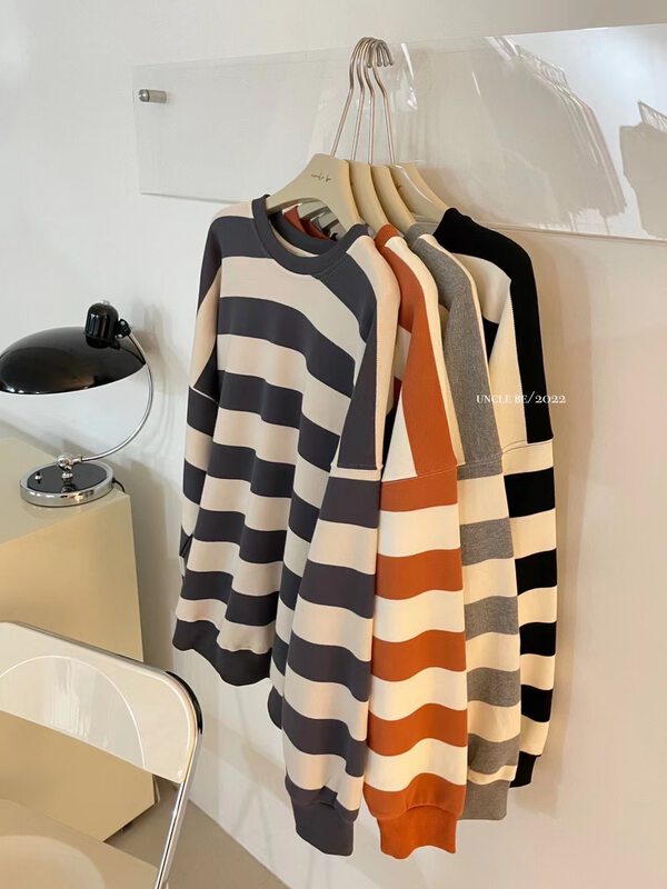 New in autumn!【UNCLE BE】Striped Versatile Round Neck Loose Sweater 3163# L