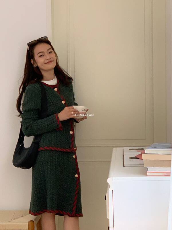 New for Autumn!【A.K SKYLAN】Round Neck Single Breasted Colorblock Knit Cardigan + High Waist Slim Skirt Suit 1077-1-2# ZXL