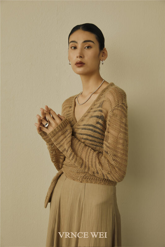 New in autumn! [VRNCE] Big-name minimalist wrap design hollow knitted sweater 7328# XYJ