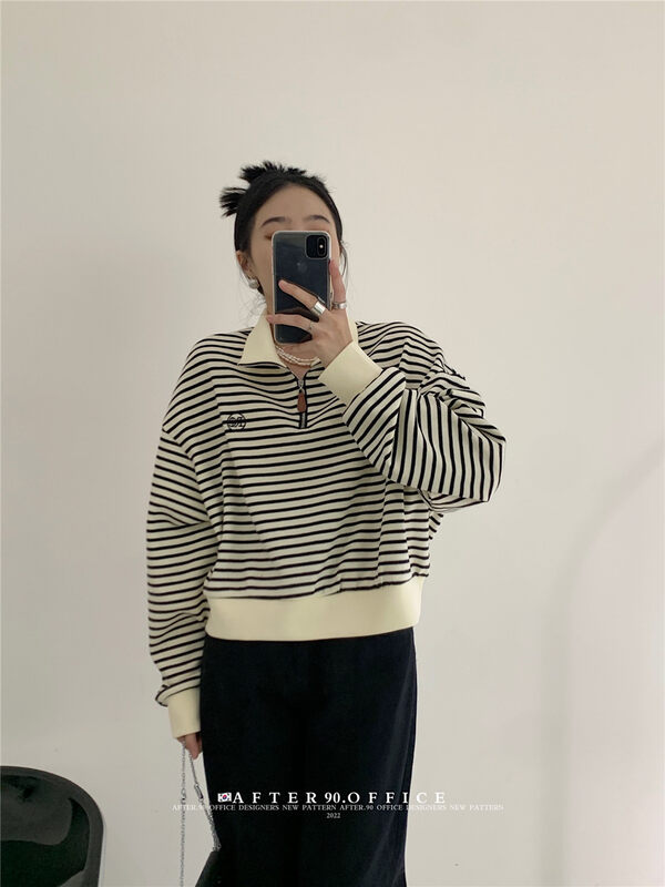 New in autumn! [AFTER.90] Stand-up collar half zipper striped short long-sleeved T-shirt 3326# L