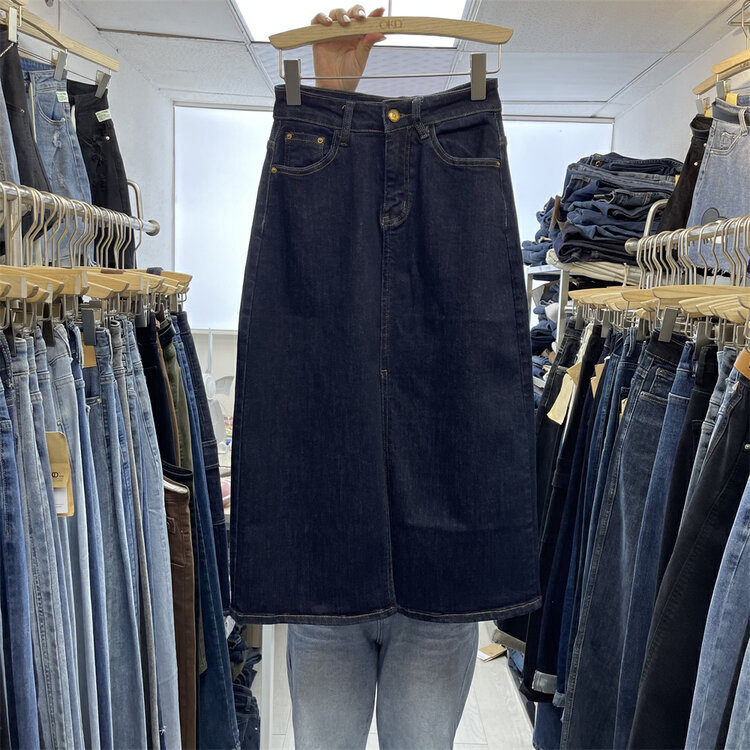 New in autumn! [OKD] Korean version of the elastic front slit design slimming denim skirt 2372# GY
