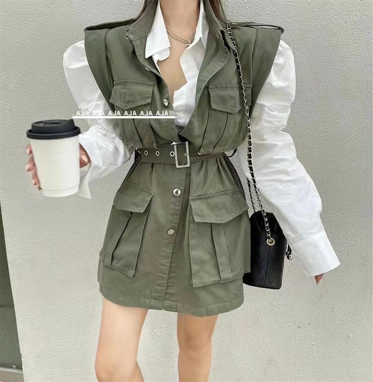 Early autumn new style! [Korean C home] tooling large pocket vest + all-match long-sleeved shirt set (with belt) 5592# PCZ