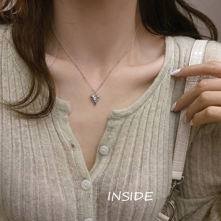[INSIDE] Korean Exquisite Minimalist Love Pendant Short Necklace (with Box Random) X3451# ZXL
