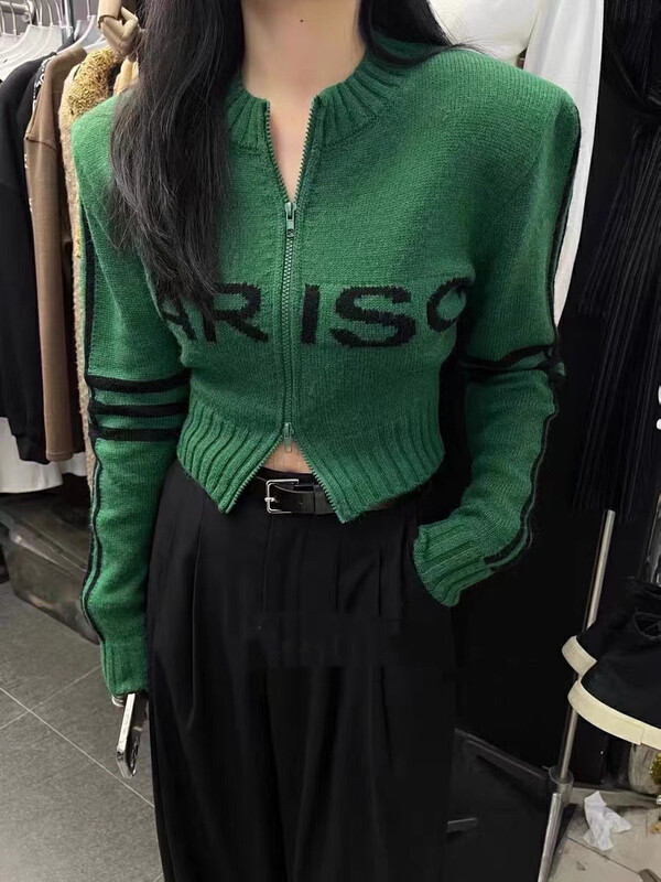 New in autumn!  【MI】Korean Personalized Letter Zipper Short Warm Sweater 1436# PCZ