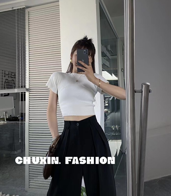 Autumn is new! [C.X original heart] Korean version of the round neck slim fit and slim Western style pullover sweater Z530# WTT