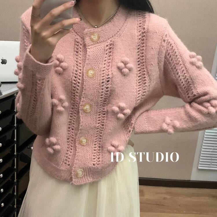 New in autumn! [I-D] Korean sweet three-dimensional ball warm sweater 3222# L