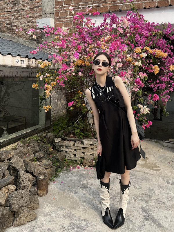 【FEI MAO】Fashion Sling Small Design Dress Z-8350
