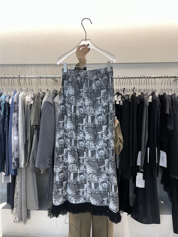 New in early autumn!【IN.CHOOSE U】Retro personalized print texture skirt 69393# CQW