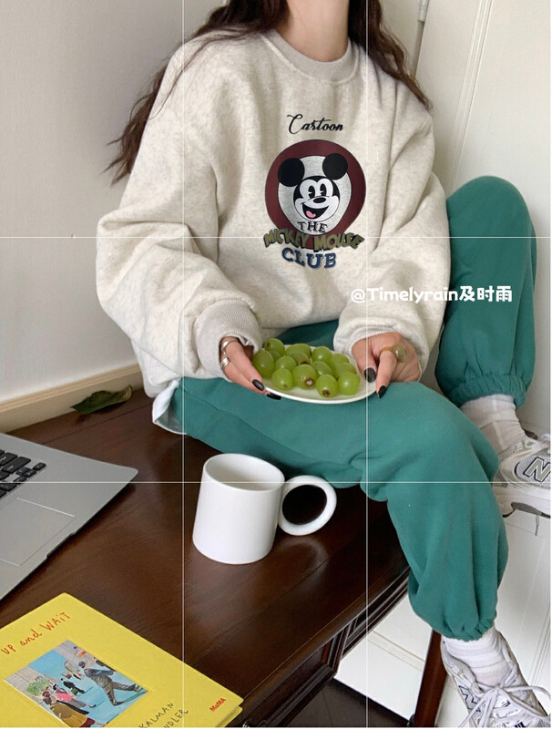New in autumn! [Timely rain] Korean style ins design sense leisure age reduction cartoon pullover loose all-match sweater B0278# WPL