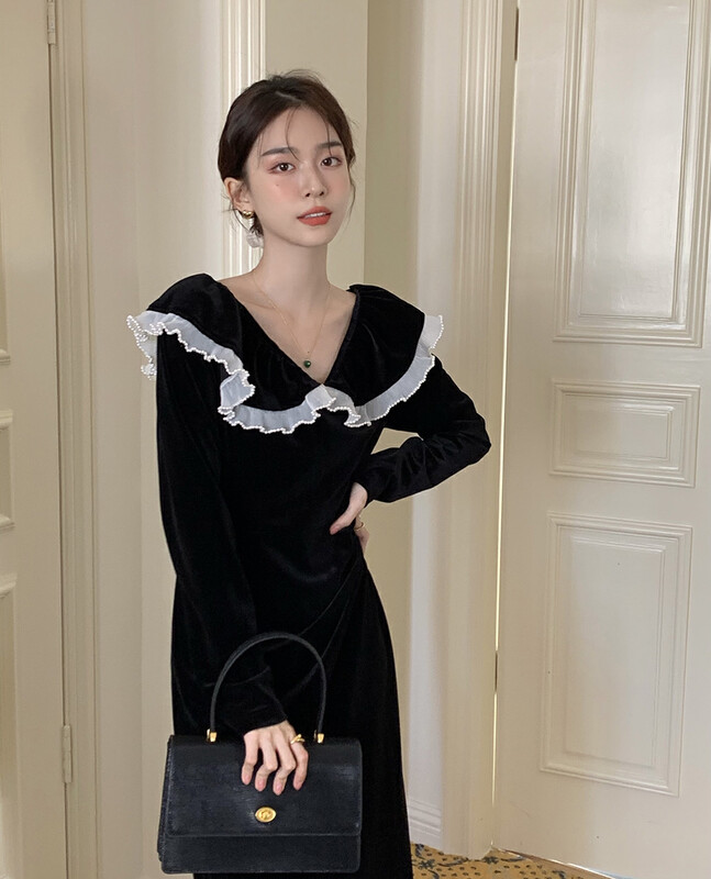 Autumn is new! [Timely rain] Korean style ins retro niche elegant pearl dress 97528# WPL