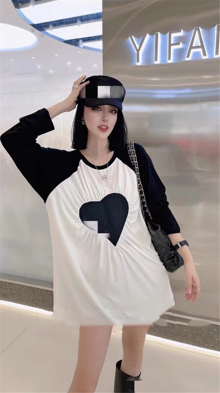 New in autumn! [Yayiro] Colorblocked love letter long-sleeved T-shirt 2658# GYJ