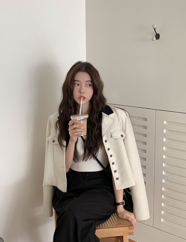 Autumn is new! [Timely rain] Corduroy stitching color short coat D1186# WPL