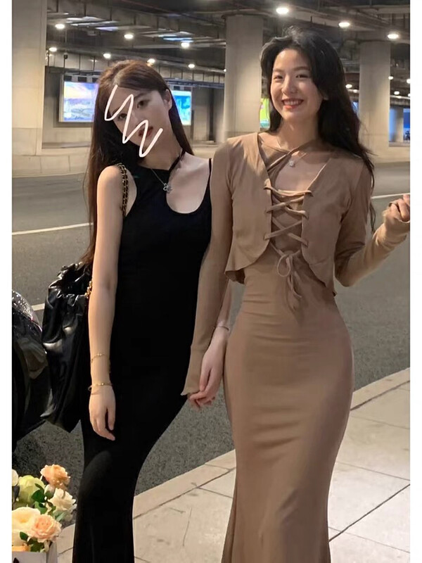Autumn is new!【KIKI STUDIO】Hot girl shows thin hip vest skirt ➕ Strap coat suit (with one strap) 6573# HJY