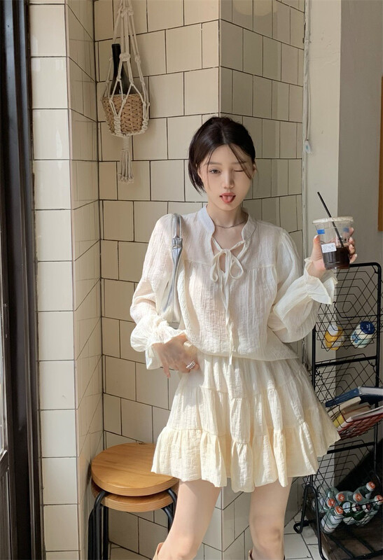 New in early autumn! [Timely rain] Korean style ins sweet design sense pleated lace loose all-match shirt + high waist slim skirt short skirt suit AA229# WPL