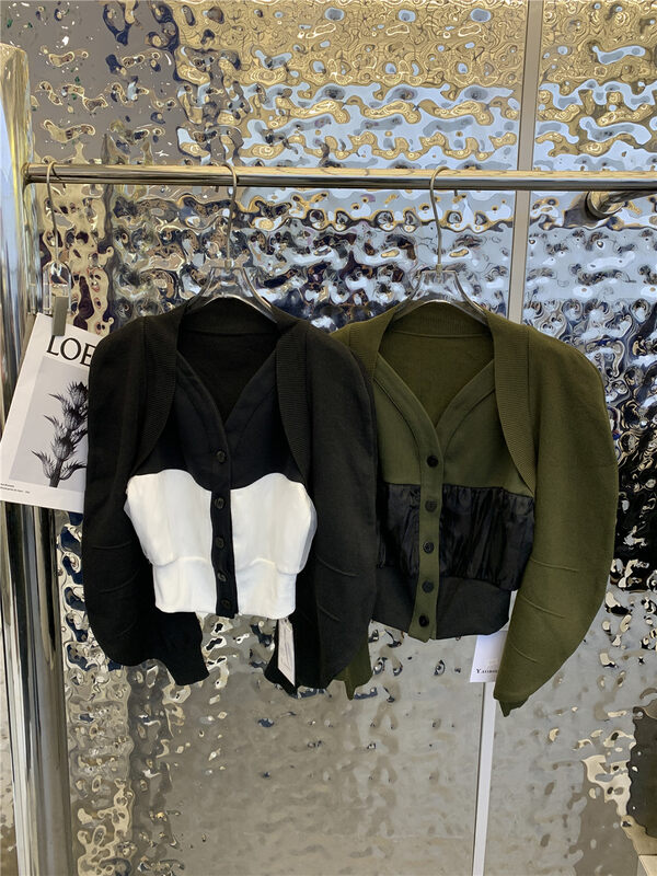 Autumn is new! [Yayiro] Design sense fake two pieces together with waist short knitted cardigan 2719# GYJ