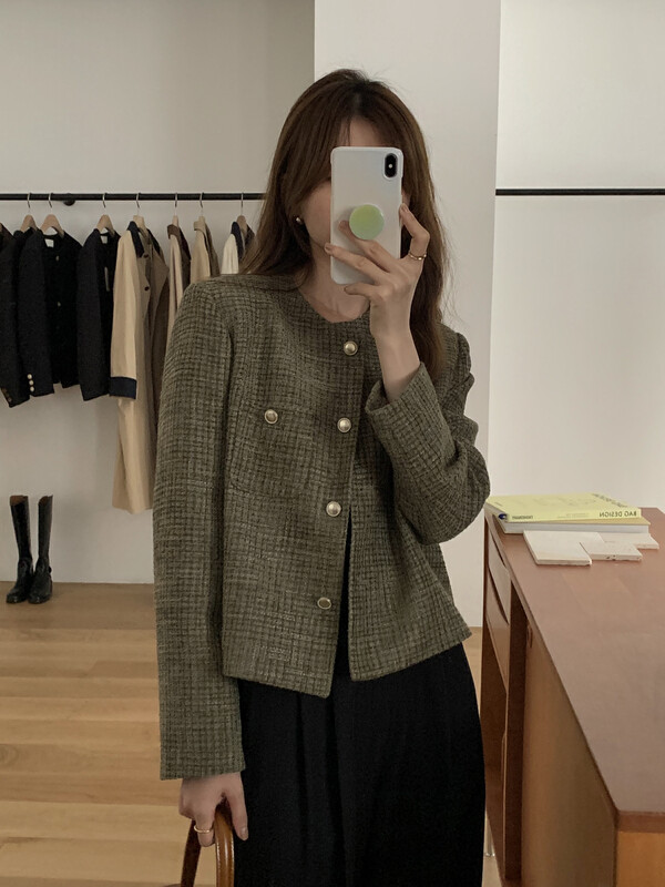 Autumn is new! [T.G] Xiaoxiang wind retro Western style age-reducing short coat 17713# CLS
