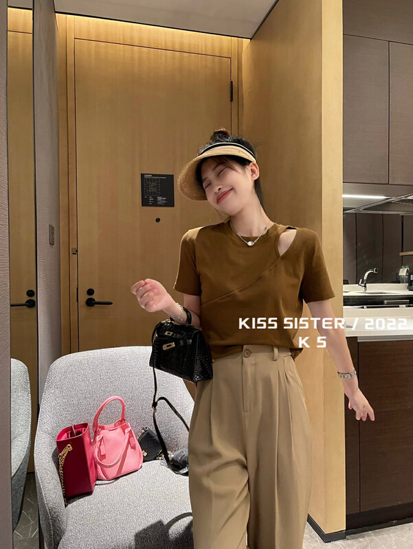 Original price 43.99! [KISS SISTER] Solid color simple and careful machine design short-sleeved T-shirt 9235# CQW