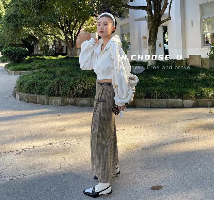 Autumn is new!【IN.CHOOSE U】Korean all-match plaid high-waisted skirt 69509# CQW