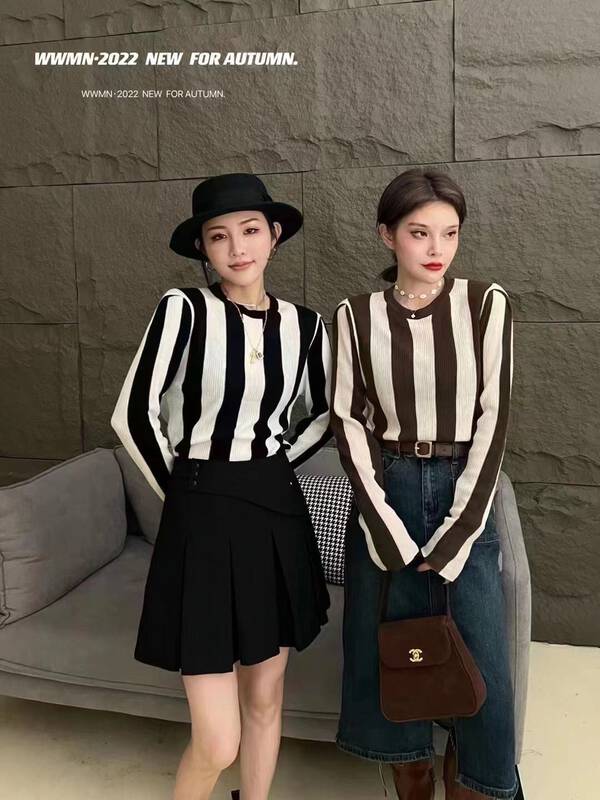 New in autumn! [I-D] Korean version all-match round neck striped sweater 3221# L
