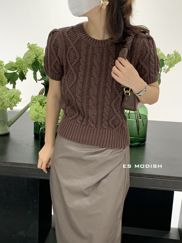 New in early autumn! [ES MODISH] Twist temperament short-sleeved sweater BL1878# CQW