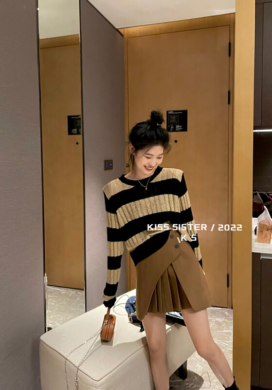 【KISS SISTER】Early Autumn New Korean Striped Contrast Knit Sweater 22M8201# CQW