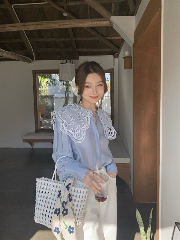 New in early autumn! [Timely rain] Korean style ins sweet design lace lace collar loose all-match shirt 70059# WPL