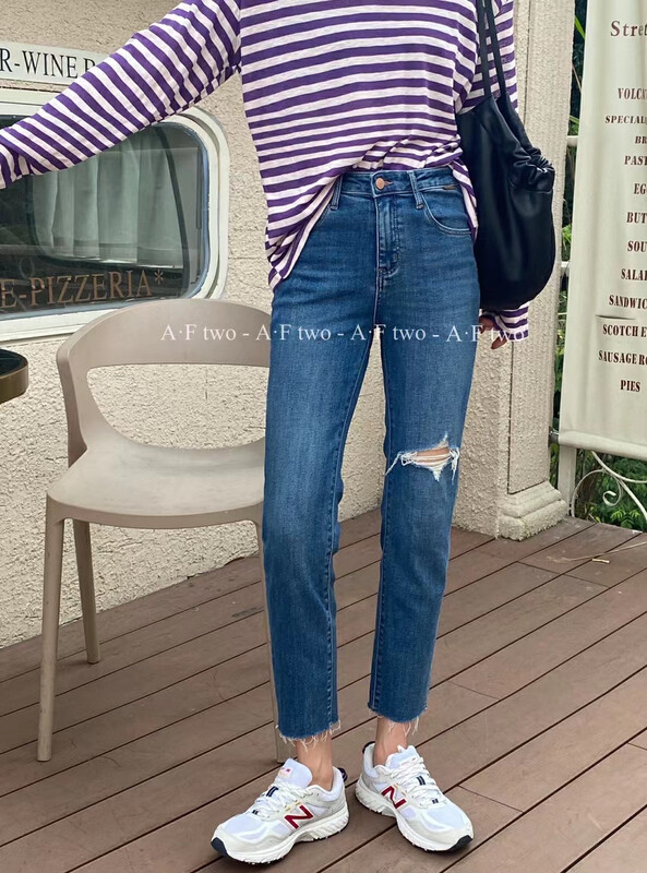 New in early autumn! [Strict selection of buyers - Dai Jiaer] Korean ripped jeans 81229# CL