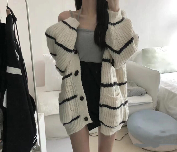 Autumn is new! [MI] Korean version of the lazy style thick loose knitted cardigan 1570# PCZ