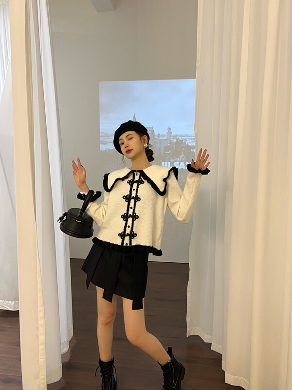 [FEI MAO] Lapel Retro Buckle Slim Fit Temperament Design Small Sweater Jacket Sweater Z-3063