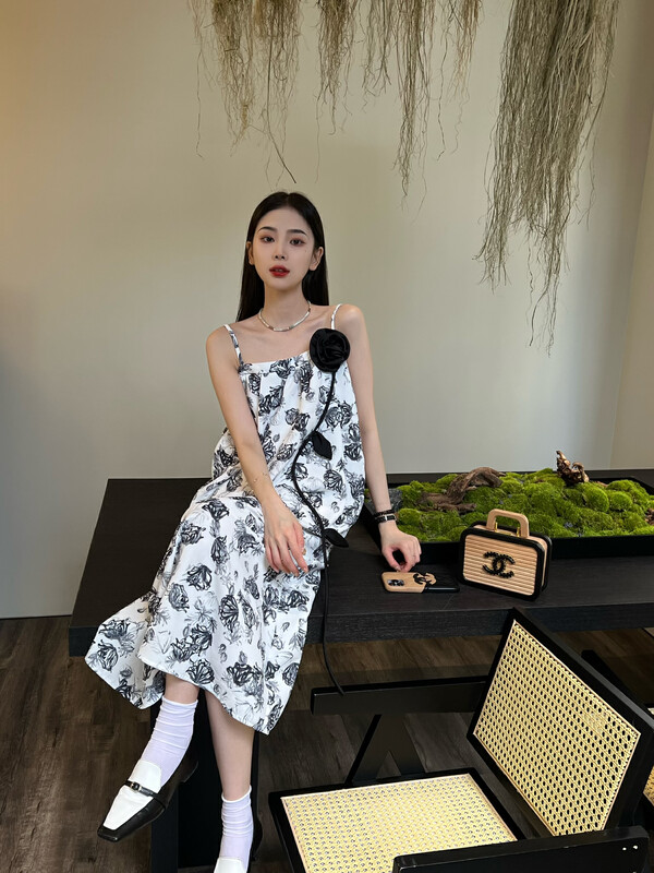 New in early autumn!【FEIMAO（YIMAO）】Sweet and fashionable floral loose dress YM-8331# LSL