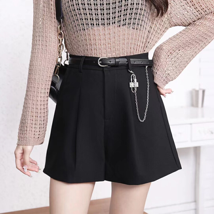 New in autumn! [Queen QUEEN] Simple solid color slimming all-match casual shorts (with belt/chain) A6992# OZQ