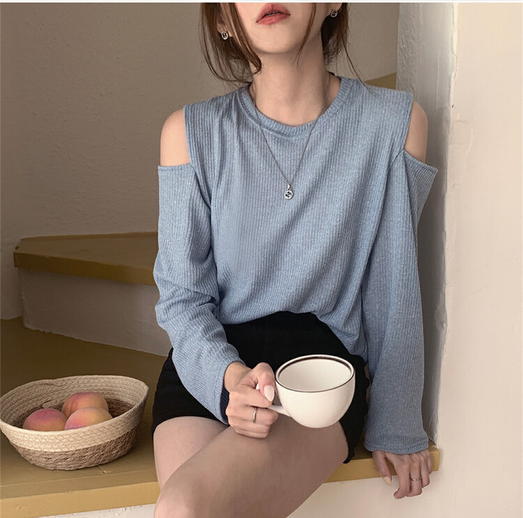 New in early autumn! [Timely rain] Hanfeng ins pure desire, salt and sweet design, off-the-shoulder long-sleeved T-shirt AU5119# WPL