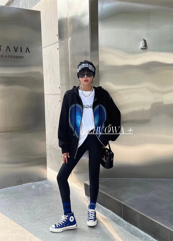 New in autumn! [Strictly selected by buyers - Zhuowa] Street love print hooded zipper loose short coat 8038# CL