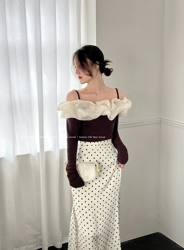Autumn is new! [YOOMINI] French color-blocked one-word collar slim suspender long-sleeved T-shirt Q16190-K# WPL
