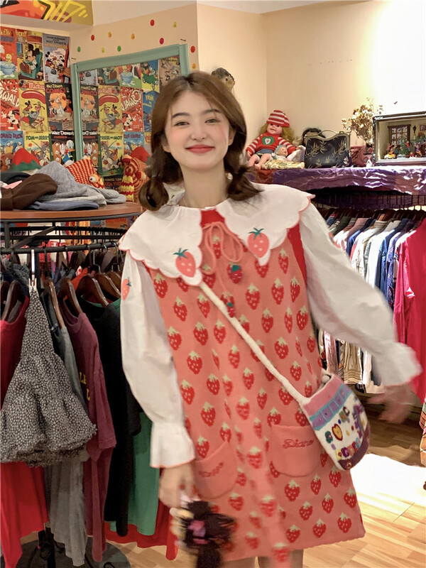New in autumn! [Timely rain] Korean ins sweet and age-reducing design cute strawberry knitted vest dress (sell skirt only) YS1-A7357# WPL