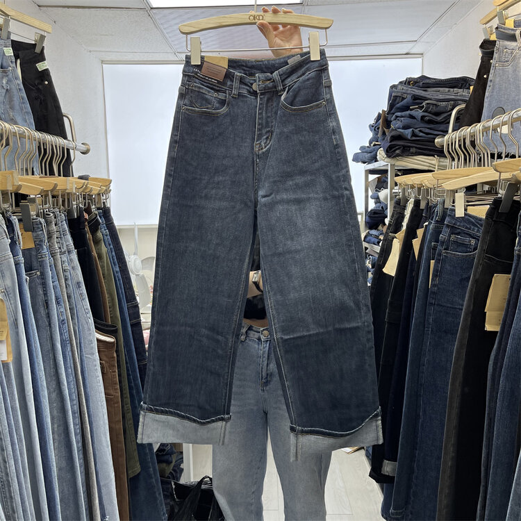 Autumn models are new! [OKD] Korean version of the fashion leather brand flanging wide-leg stretch jeans 776# GY