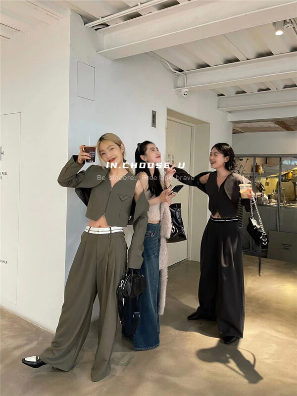 Autumn is new! [IN.CHOOSE U] Textured outer short suit + open vest + color matching casual pants three suits (66322 coat one size / 66322-1 vests) 66322# CQW