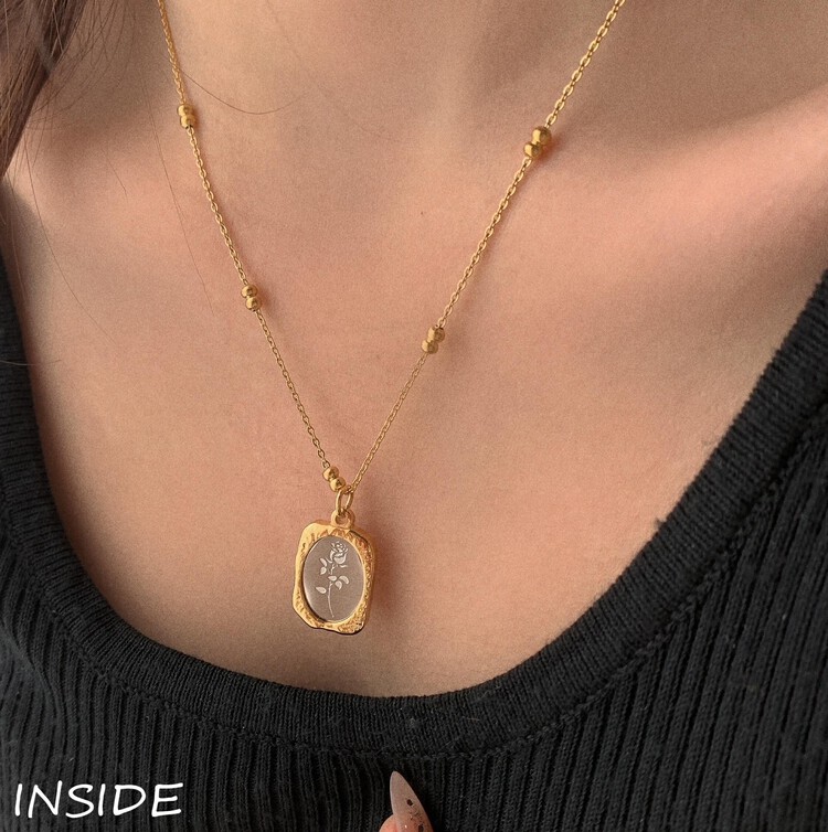 [INSIDE] French romantic niche retro Vintage magic mirror rose titanium steel short necklace (with box random) X3512# ZXL