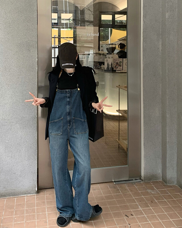 New in autumn! [Timely rain] Korean style ins retro age-reducing all-match loose high-waisted denim jumpsuit 89859# WPL