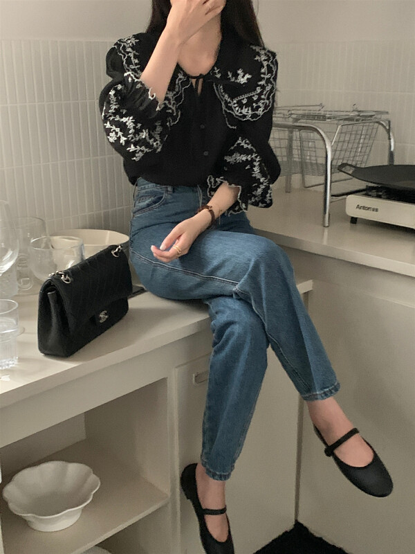 Early autumn new style! [Timely rain] Korean style ins French palace style embroidered double lotus leaf collar shirt 75015# WPL