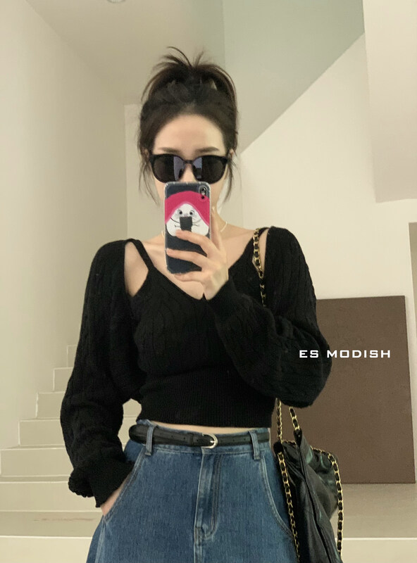 New in autumn!【ES MODISH】Korean lace-up chest pad camisole + knitted cardigan suit SET1920# CQW