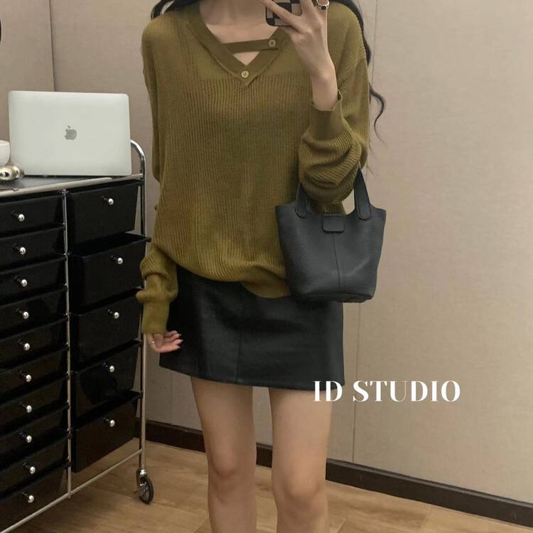 New in autumn! [I-D] Korean V-neck two-button shirt 3169# L