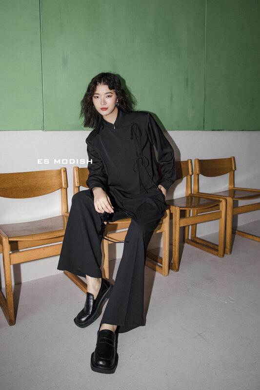 New in early autumn!【ES MODISH】Stylish shirt with lace-up design BL1779# CQW