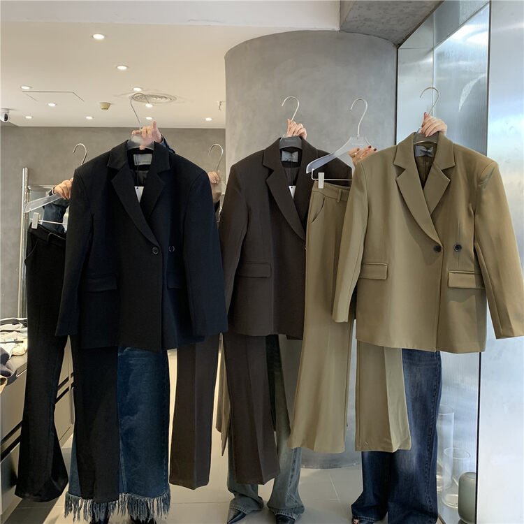 New in early autumn! [IN.CHOOSE U] temperament double-breasted design suit (without trousers) 67300# CQW