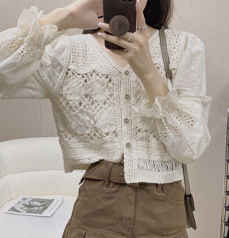 New in autumn! [I-D] Korean V-neck embroidered button-down shirt YS3078# L